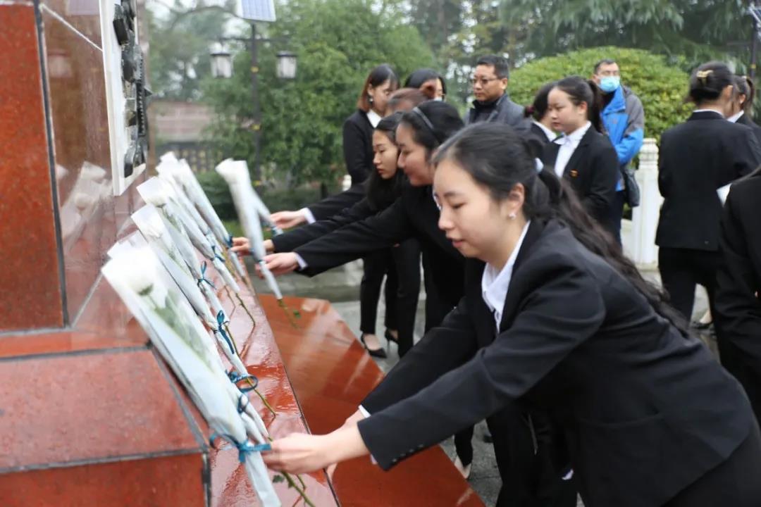 1609210232132009850.jpg 1609210232132009850.jpg