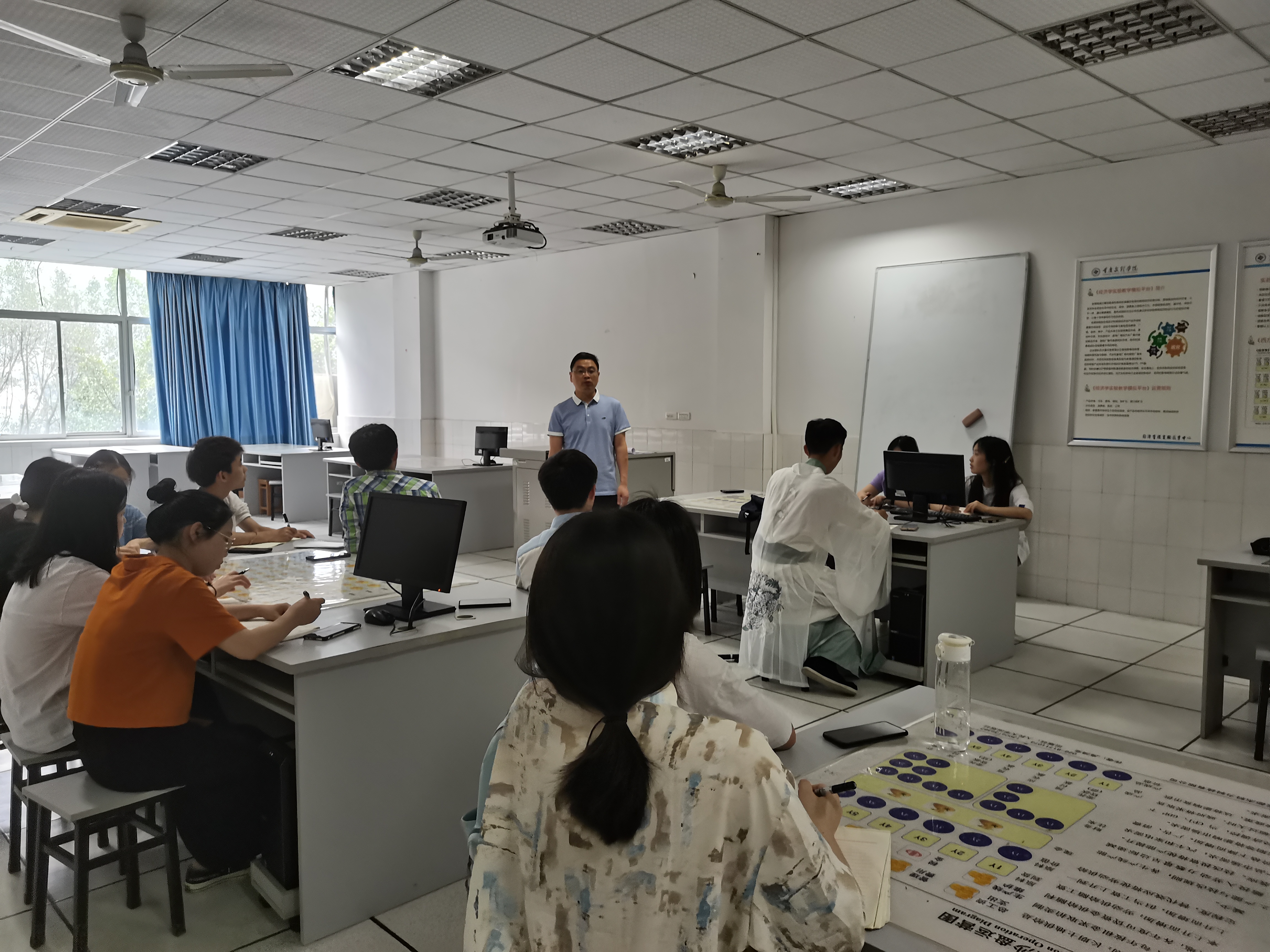 1621832216988041332.jpg 1621832216988041332.jpg