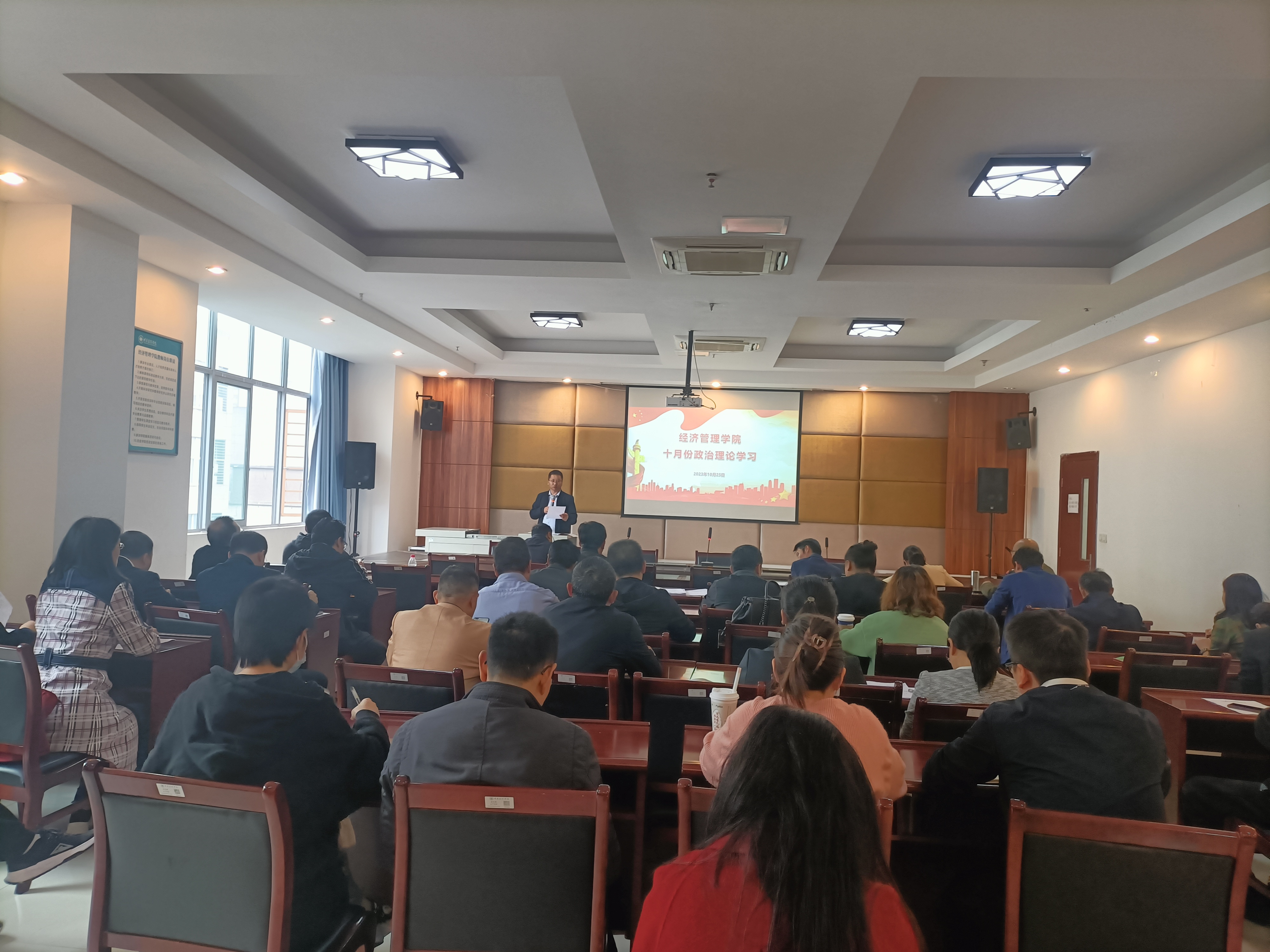 qARi_1698312859168073405.jpg qARi_1698312859168073405.jpg