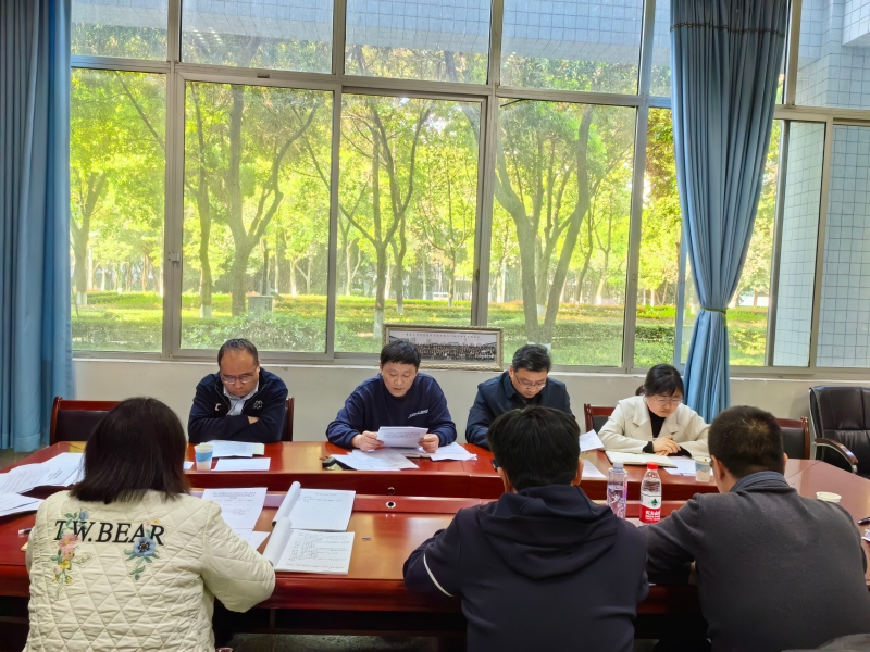 QqcT_1744600498250057885.jpg default.jpg