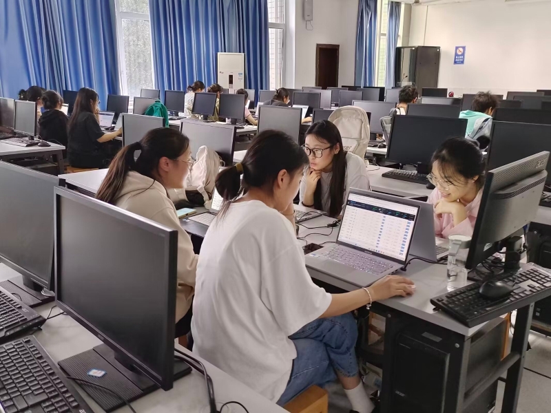 IuUm_1749480019573092479.jpg 00000.jpg