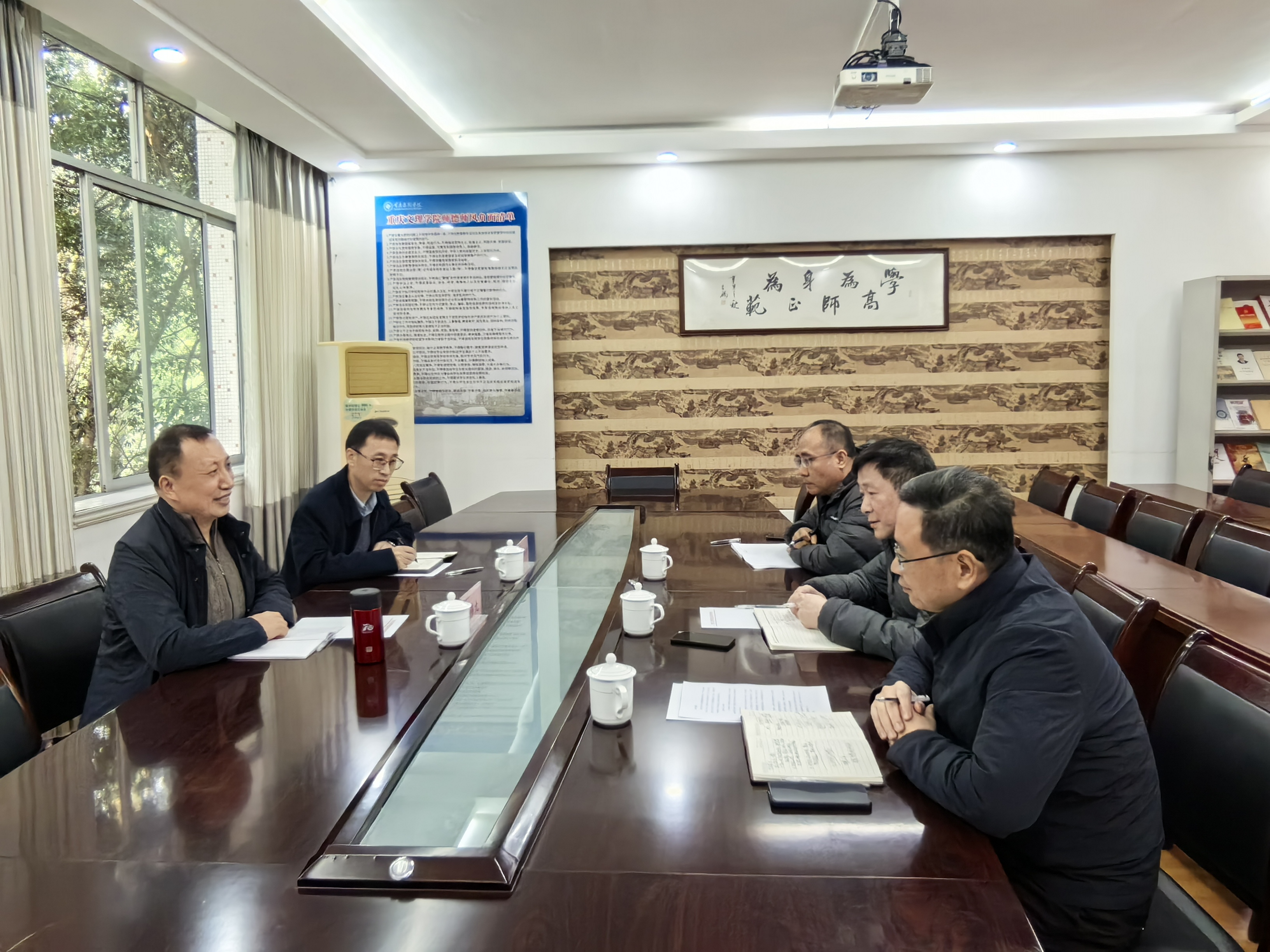 TsOz_1763903303801098976.jpg 1.jpg