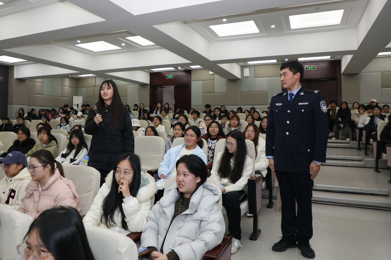 qutO_1764596814093007115.png 图片2.png