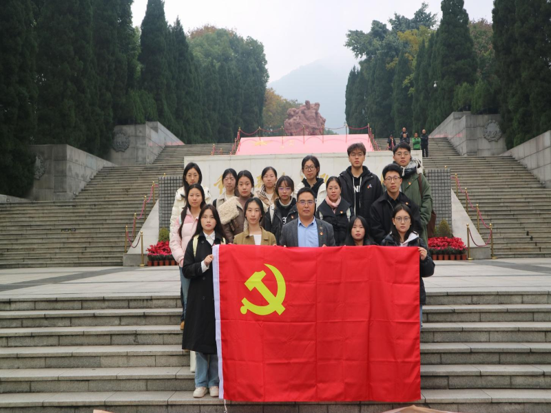 eUqI_1765169614825024261.png 新闻1.png